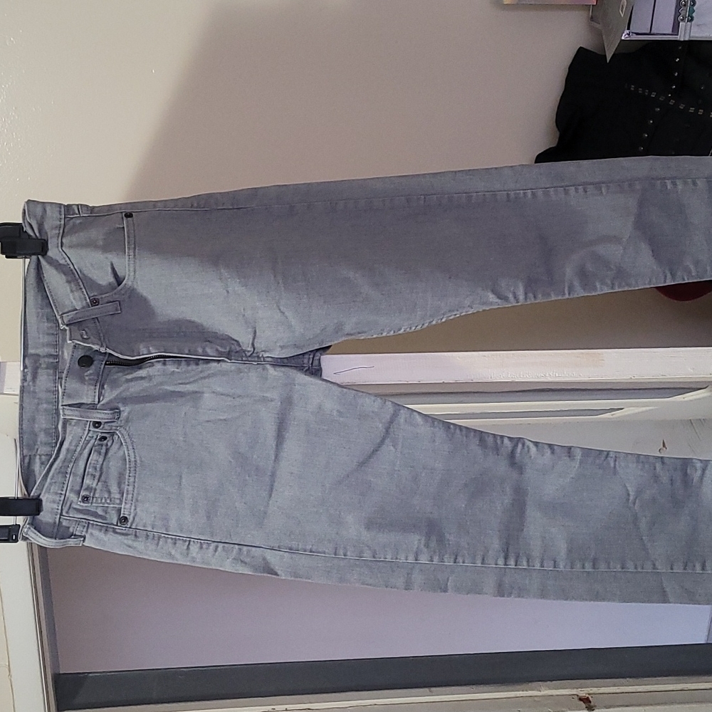Levi's men jea